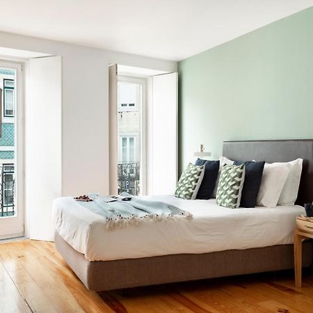 Altido Stylish 5Br Apt With Big Terrace In Principe Real Lisboa Eksteriør bilde