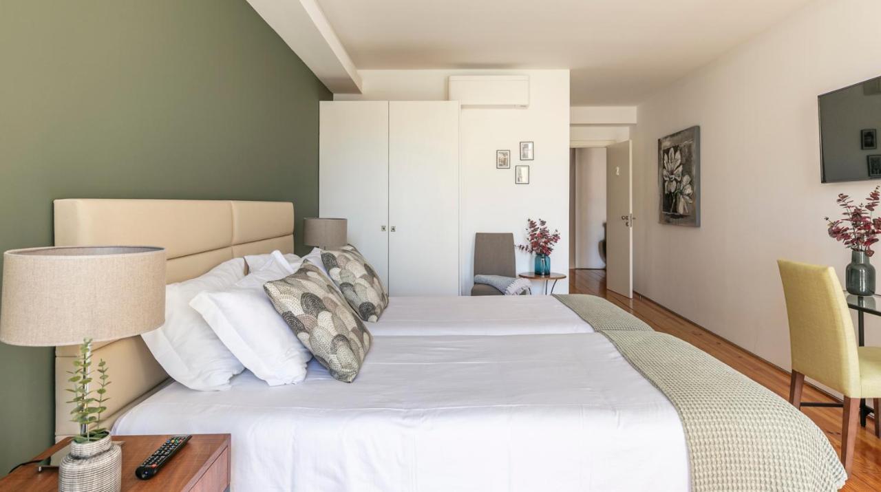 Altido Stylish 5Br Apt With Big Terrace In Principe Real Lisboa Eksteriør bilde